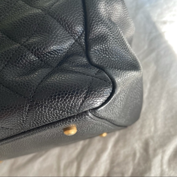 ❤️SOLD❤️ CHANEL Logo Quilted Timeless Caviar Petite Tote Bag - Picture 6 of 14